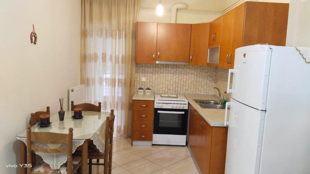 Apartment ομορφο διαμερισμα στο κεντρο της πολης με παρκιν