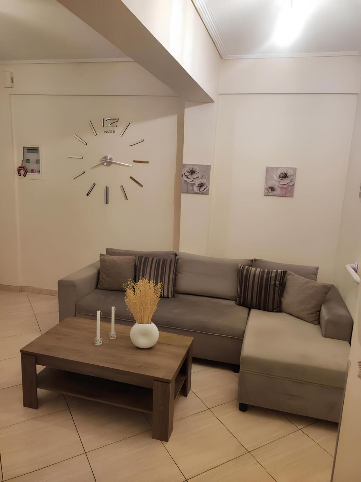 Apartment ομορφο διαμερισμα στο κεντρο της πολης με παρκιν *